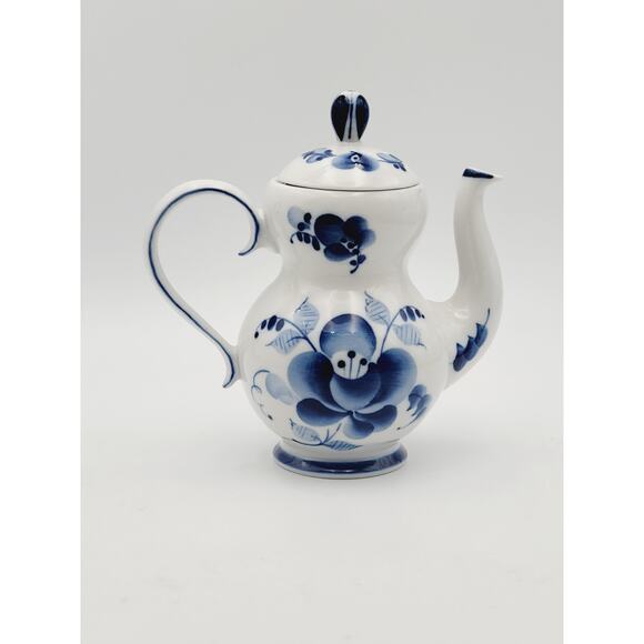 GZHEL Russian Porcelain Coffee Tea Pot Vtg 7.5" - Picture 3 of 11